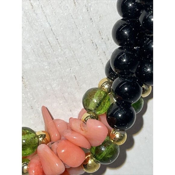 Beautiful Vintage Pink Stimulated CORAL & Jade Black Onyx Beaded Necklace A41 - Picture 9 of 13
